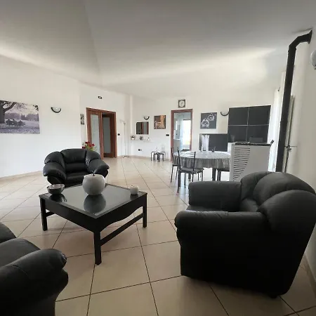 Casa Meraviglia Апартаменты Монтесильвано
