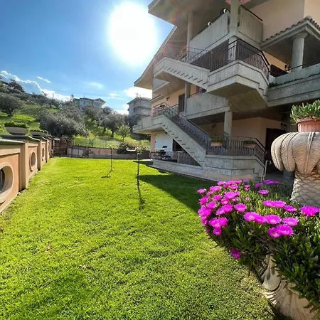 Casa Meraviglia * Монтесильвано